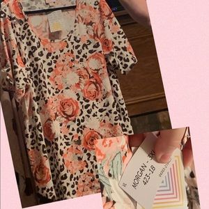 LuLaRoe Morgan Tee 3XL